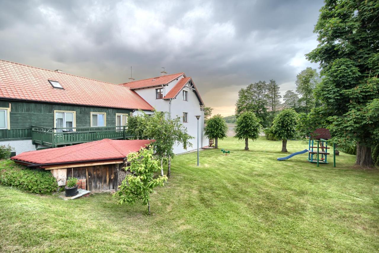 Gosciniec Zielony Domek Mrągowo Exteriér fotografie